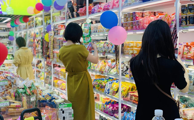 如何在市場(chǎng)發(fā)展競(jìng)爭(zhēng)中不斷突破，怡佳仁零食店品牌線(xiàn)上線(xiàn)下協(xié)同進(jìn)步