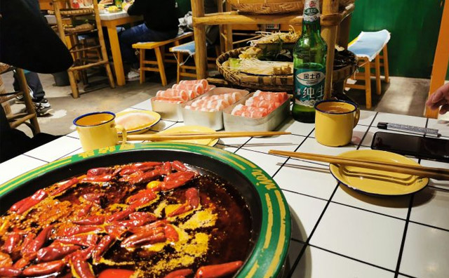 成都火鍋店加盟，無經驗的餐飲小白要怎么做