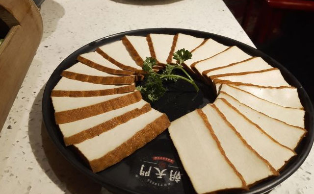 來年準(zhǔn)備開火鍋店，需要做哪些準(zhǔn)備？