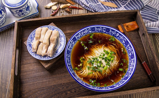 想在醫院旁邊開一家面館不知道好不好