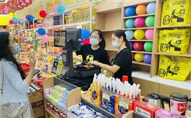 專注零食店加盟市場，怡佳仁獲得廣闊的進步